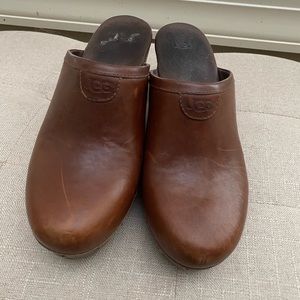 UGG brown clogs size 7